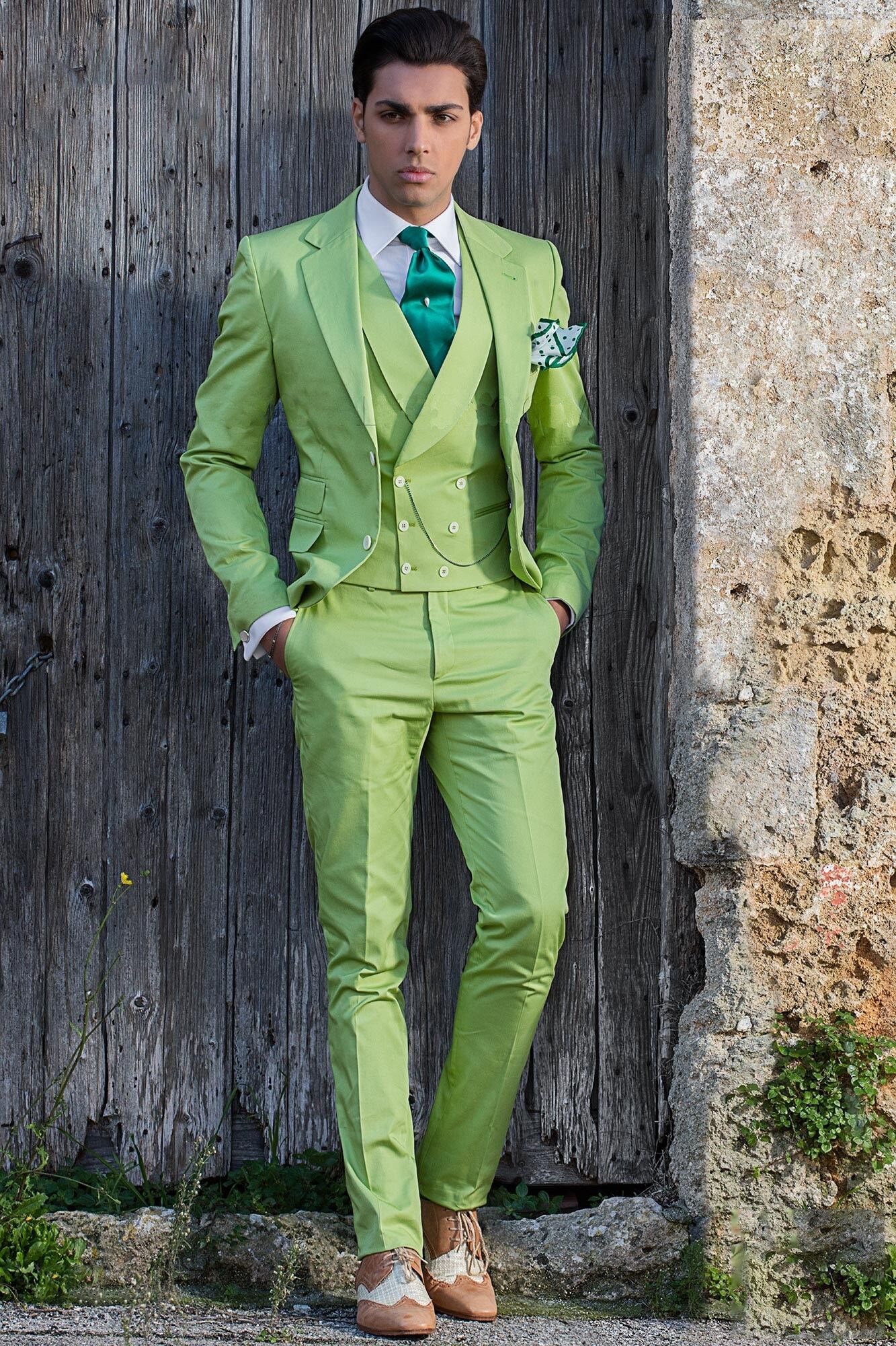 Green Men Suits Three Piece Coat Pants Custom Made Peaked Lapel Suit