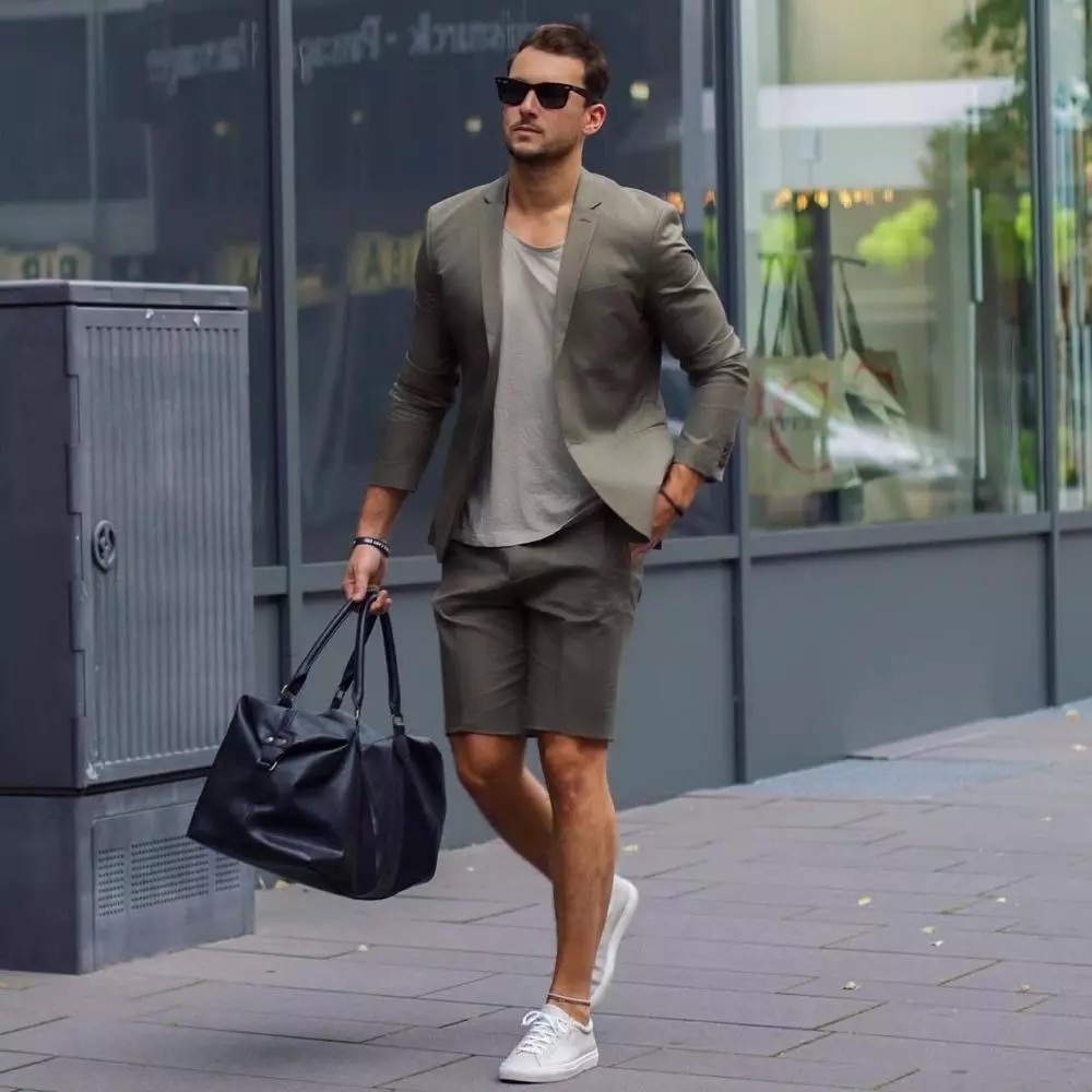 High-Quality-Grey-Short-Mens-Wedding-Tuxedos-2-Buttons-Slim-Fit-Wear-Business-Party-Prom-Best.jpg_Q90.jpg_.webp