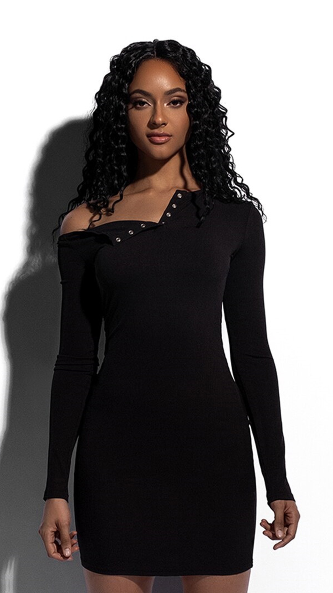 THE DOMINIQUE LONG-SLEEVED DRESS
