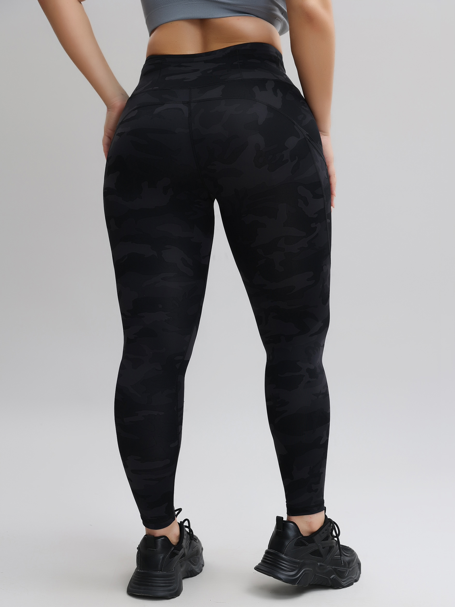 Stretchy High Waist Double Fleece Soft Sports Yoga Leggings with Pockets