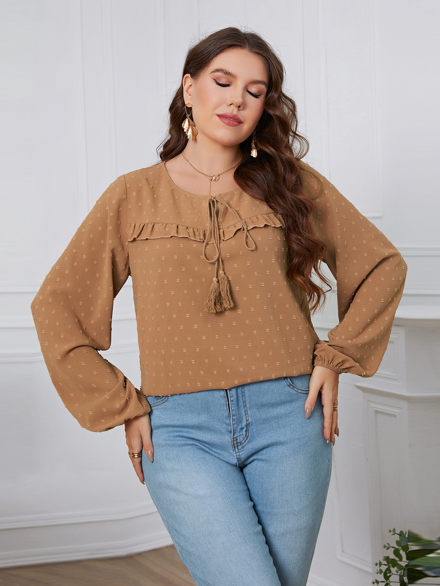 Lady Ruffle Hem Lantern Sleeve Blouse