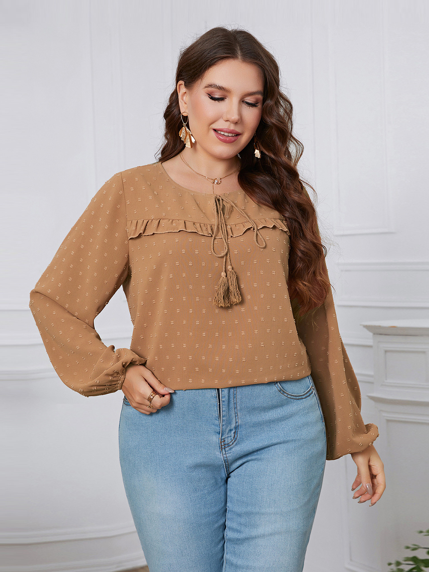 Lady Ruffle Hem Lantern Sleeve Blouse