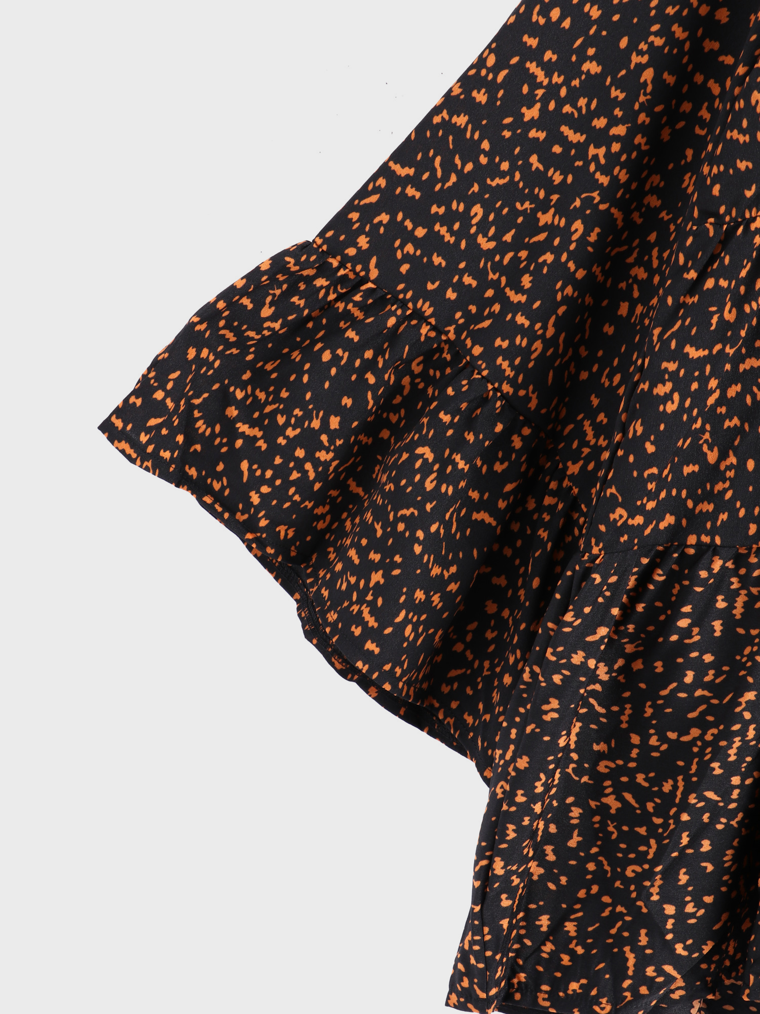 Ditsy Floral Flare Sleeve Blouse