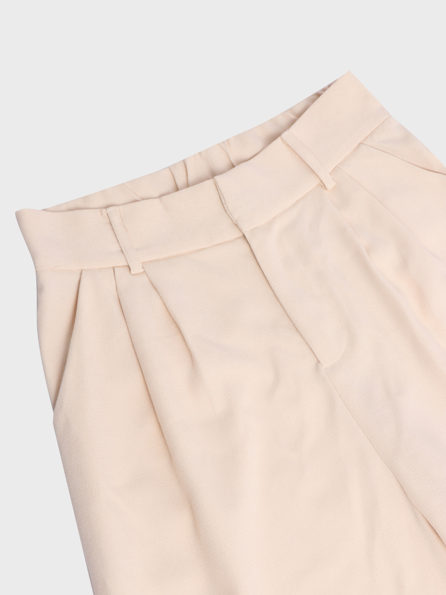Effortless Tailored Wide-Leg Pants