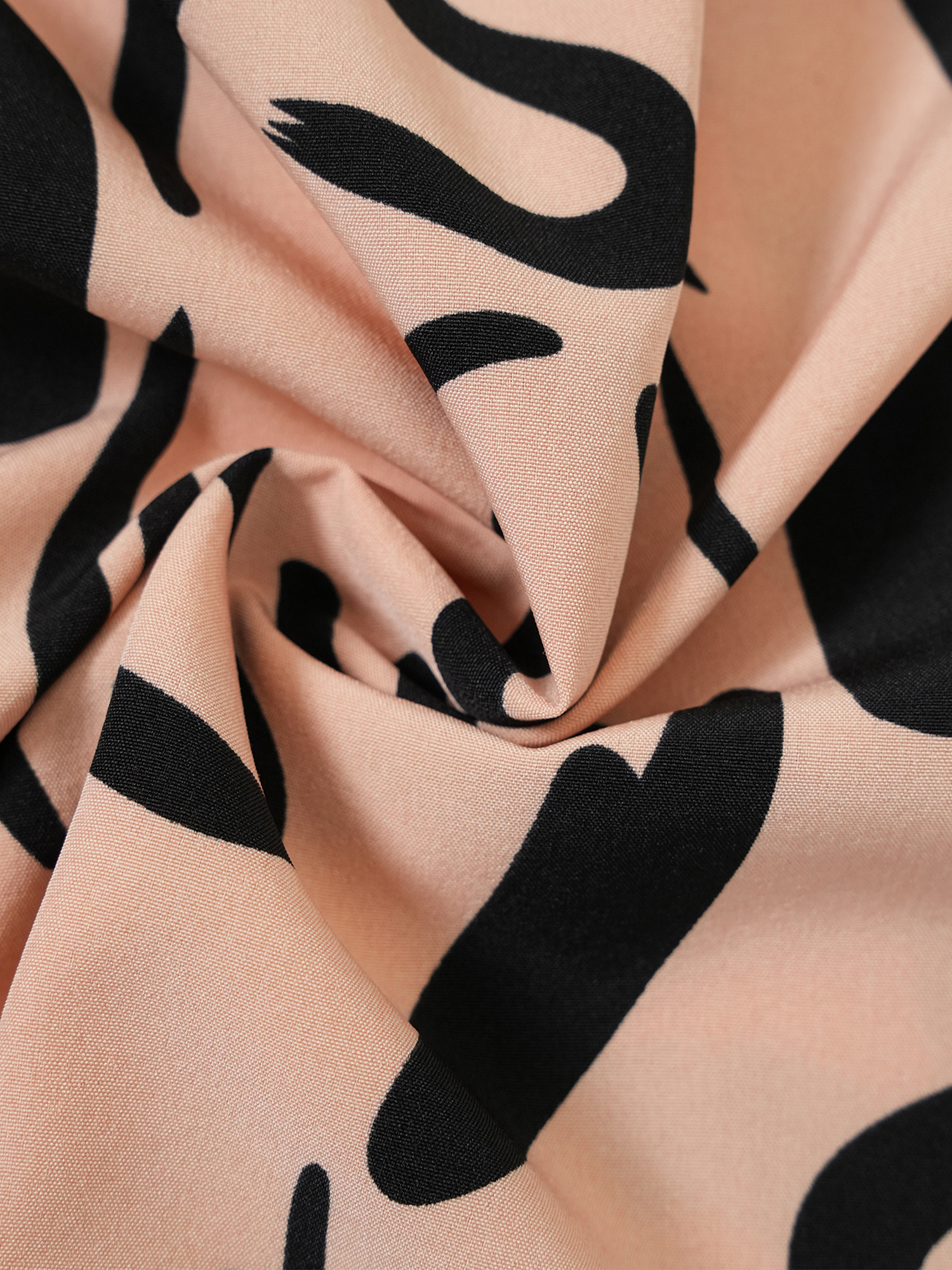 Hot Weather Graffiti 2-Piece Set