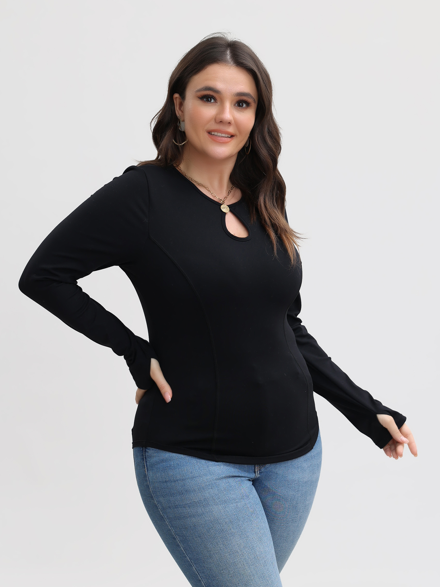 Round Neck Long Sleeves Cutout Top