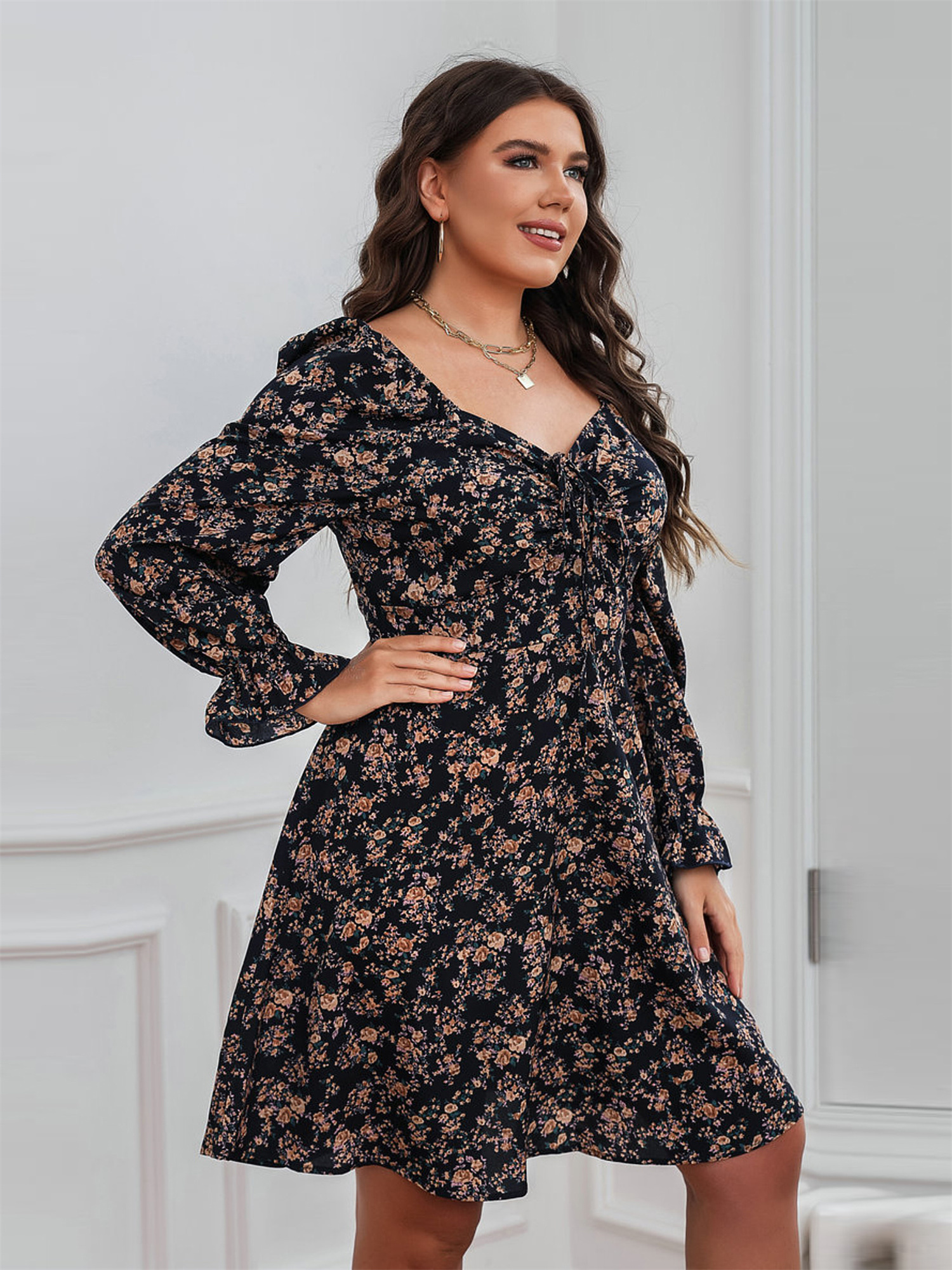 Sweetheart Neck Floral Midi Dress