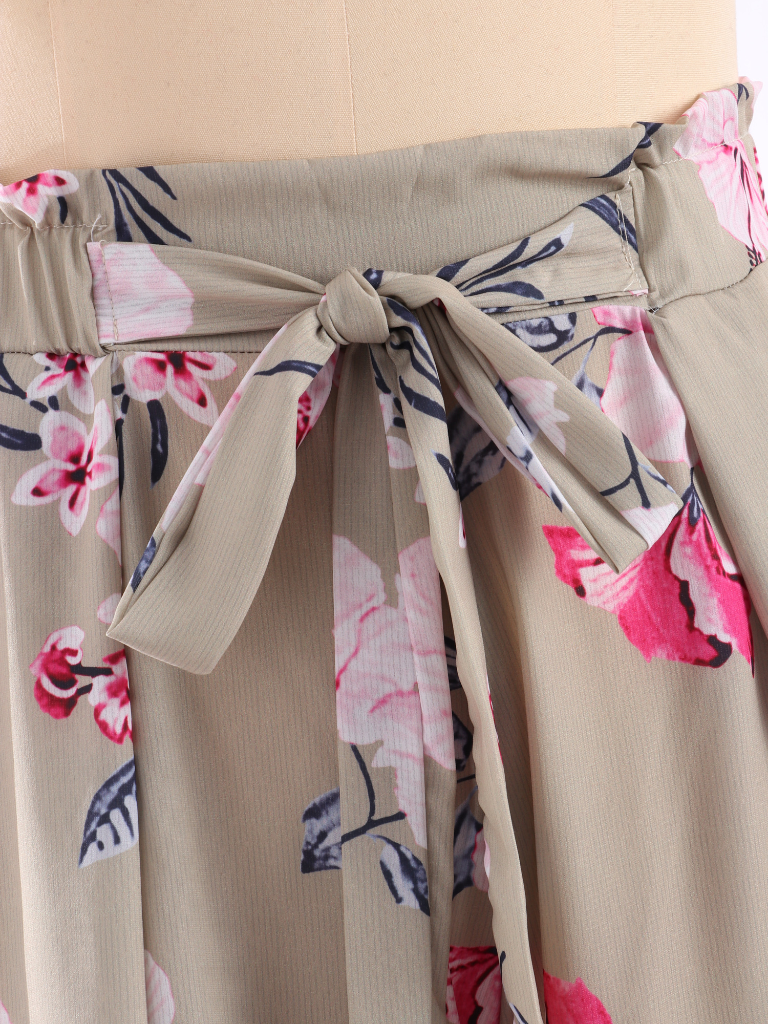 Leopard Printed Split Pants