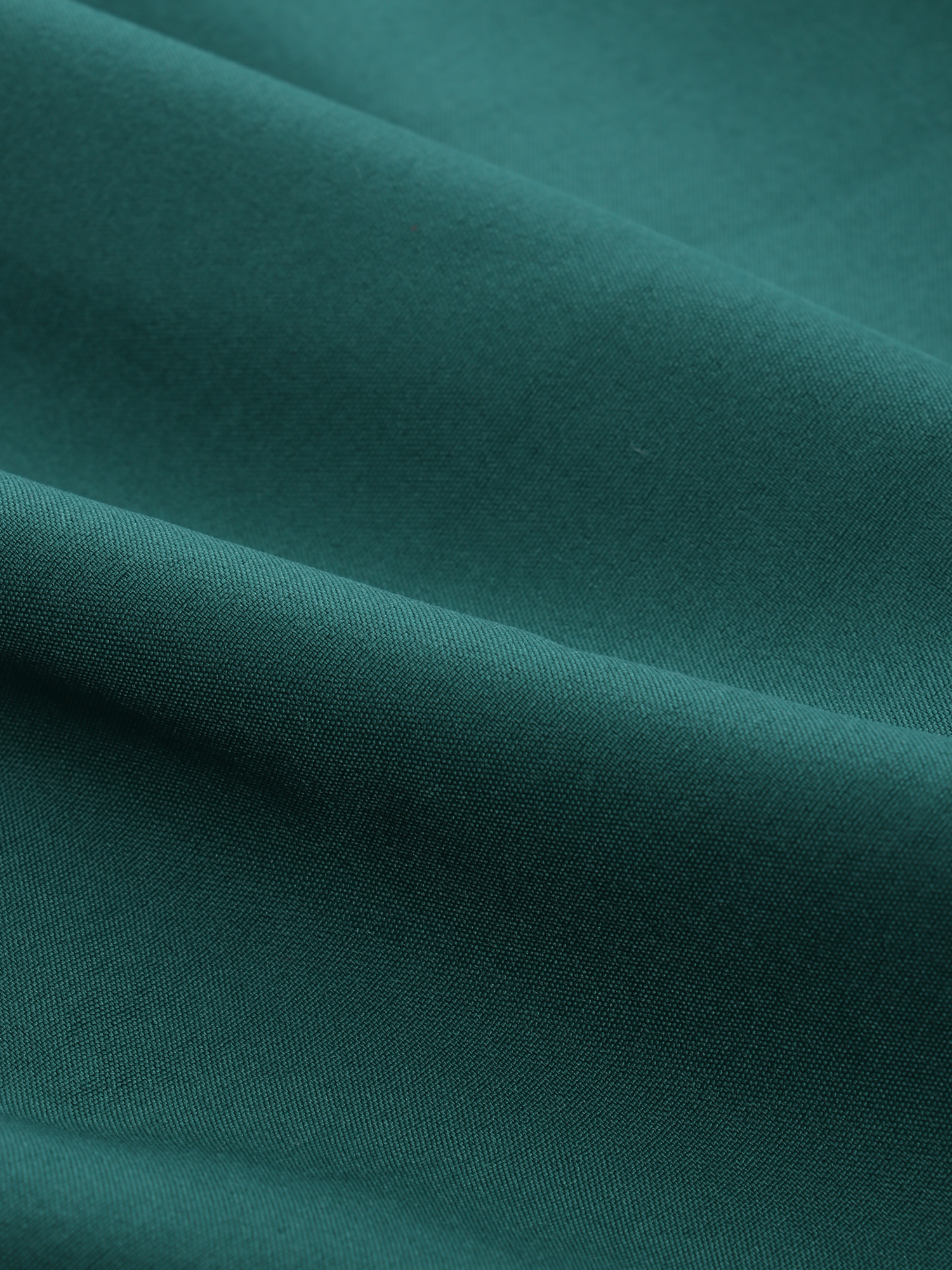 Pretty Girl Bare-Shoulders Top