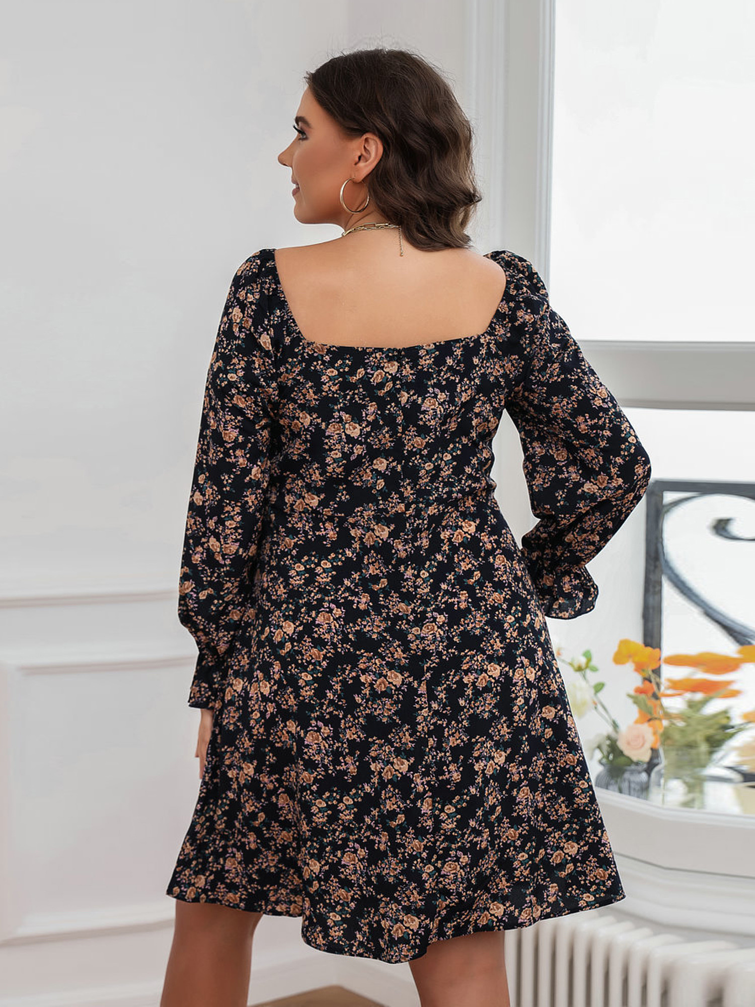 Sweetheart Neck Floral Midi Dress
