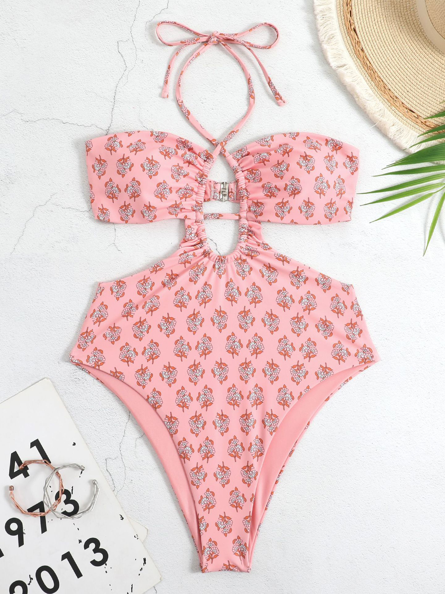 Special Cutout Moment Swim Set