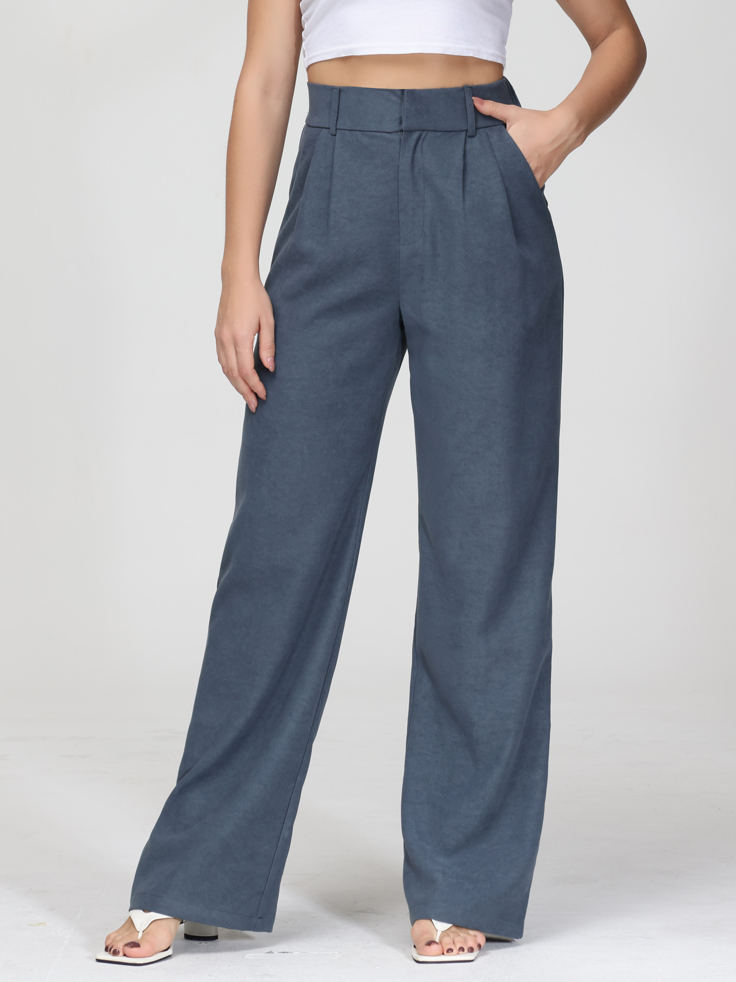 Effortless Tailored Wide-Leg Pants