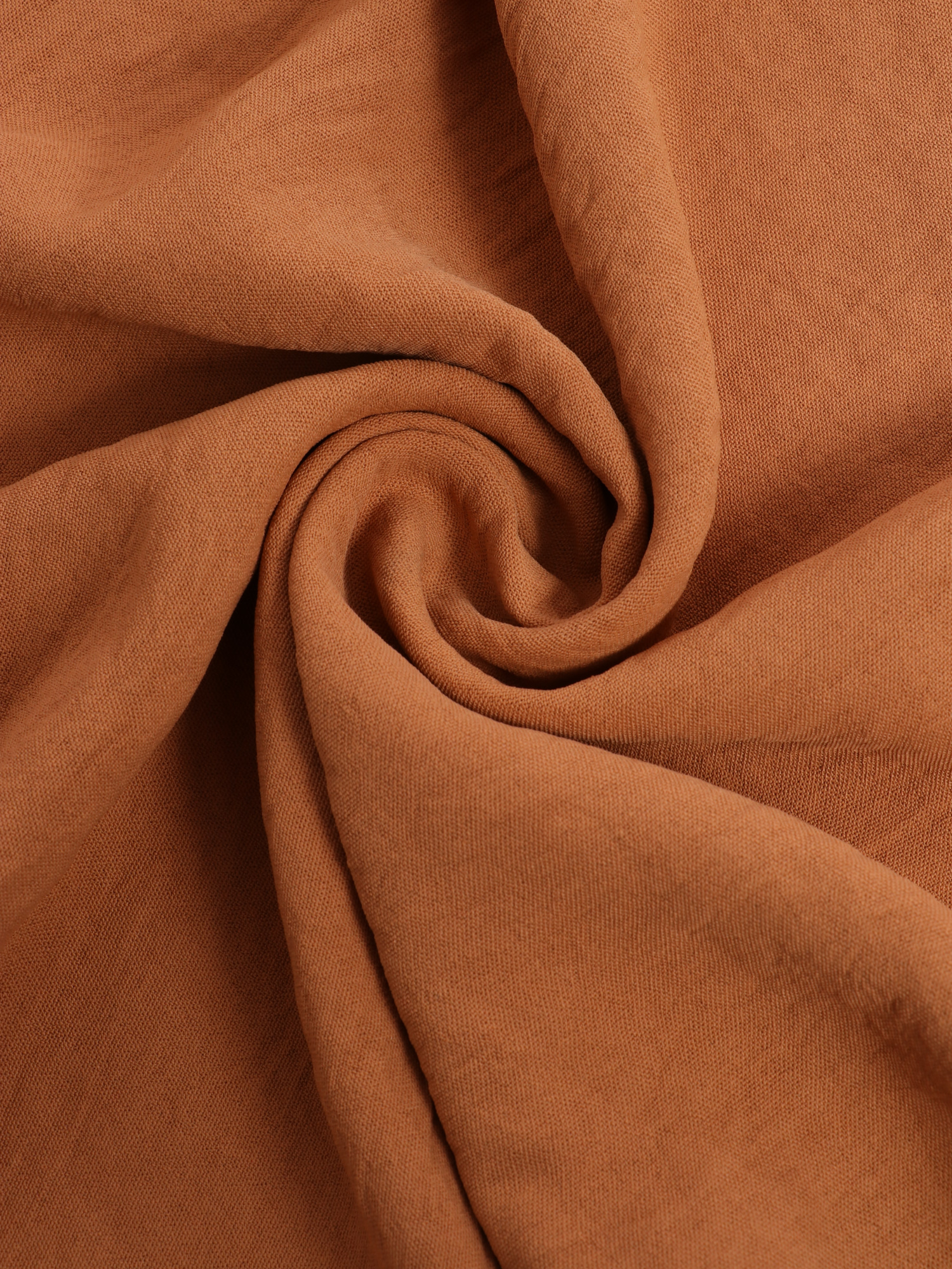 Wide-Leg Pleated Nattily Pants with Split-Front