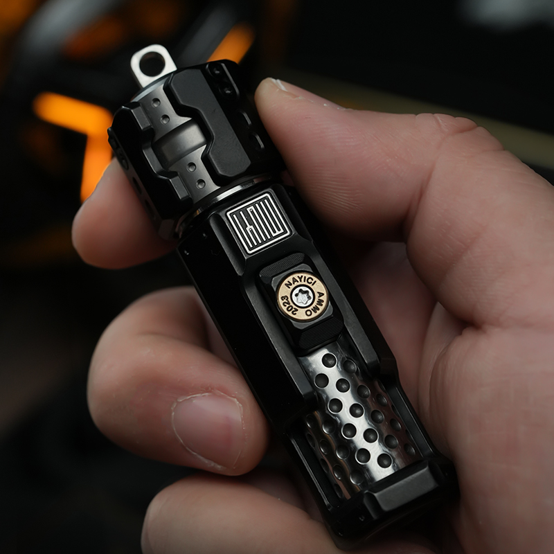 Musketeer-Big white EDC