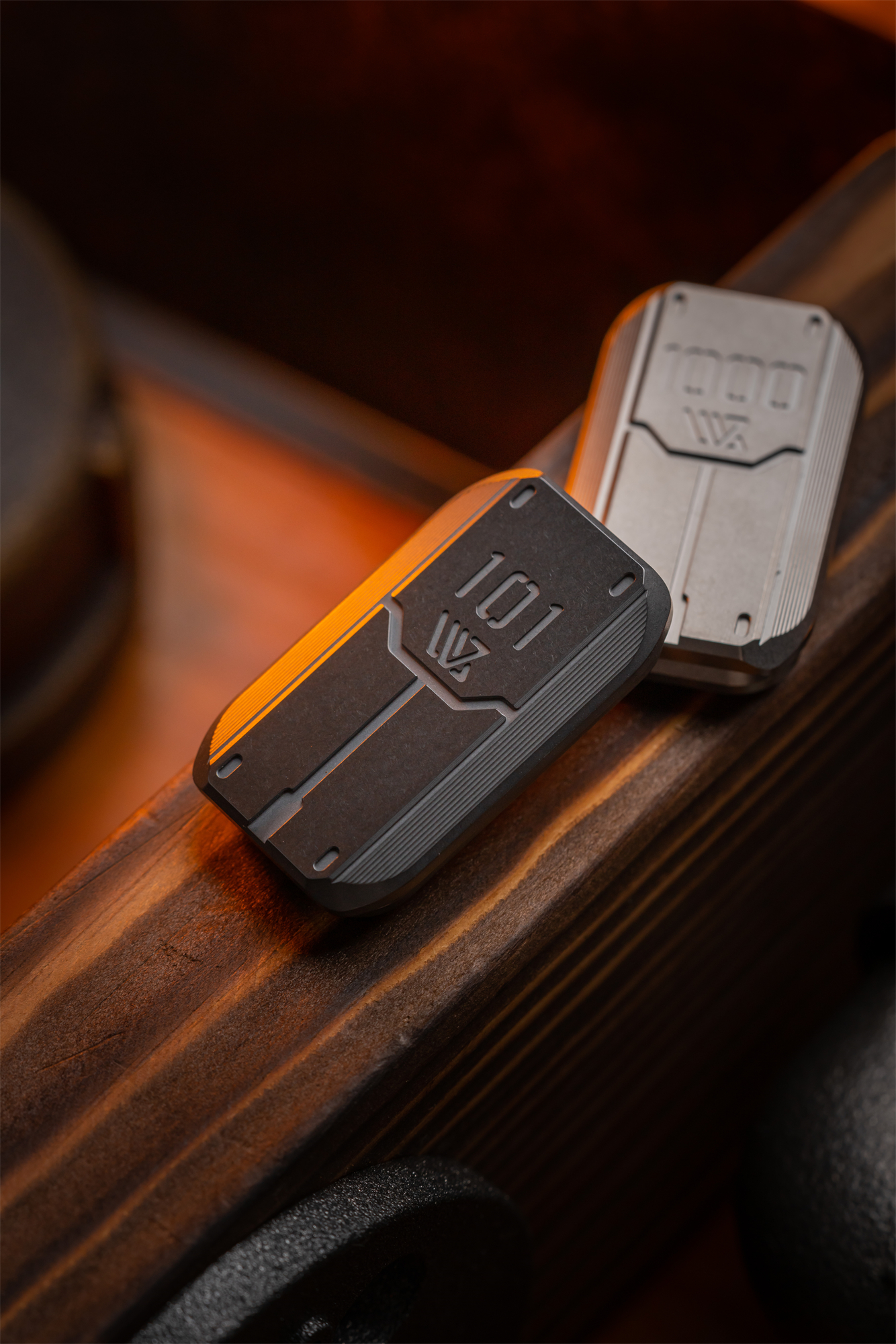 reactive armar shieid slider-Big white EDC