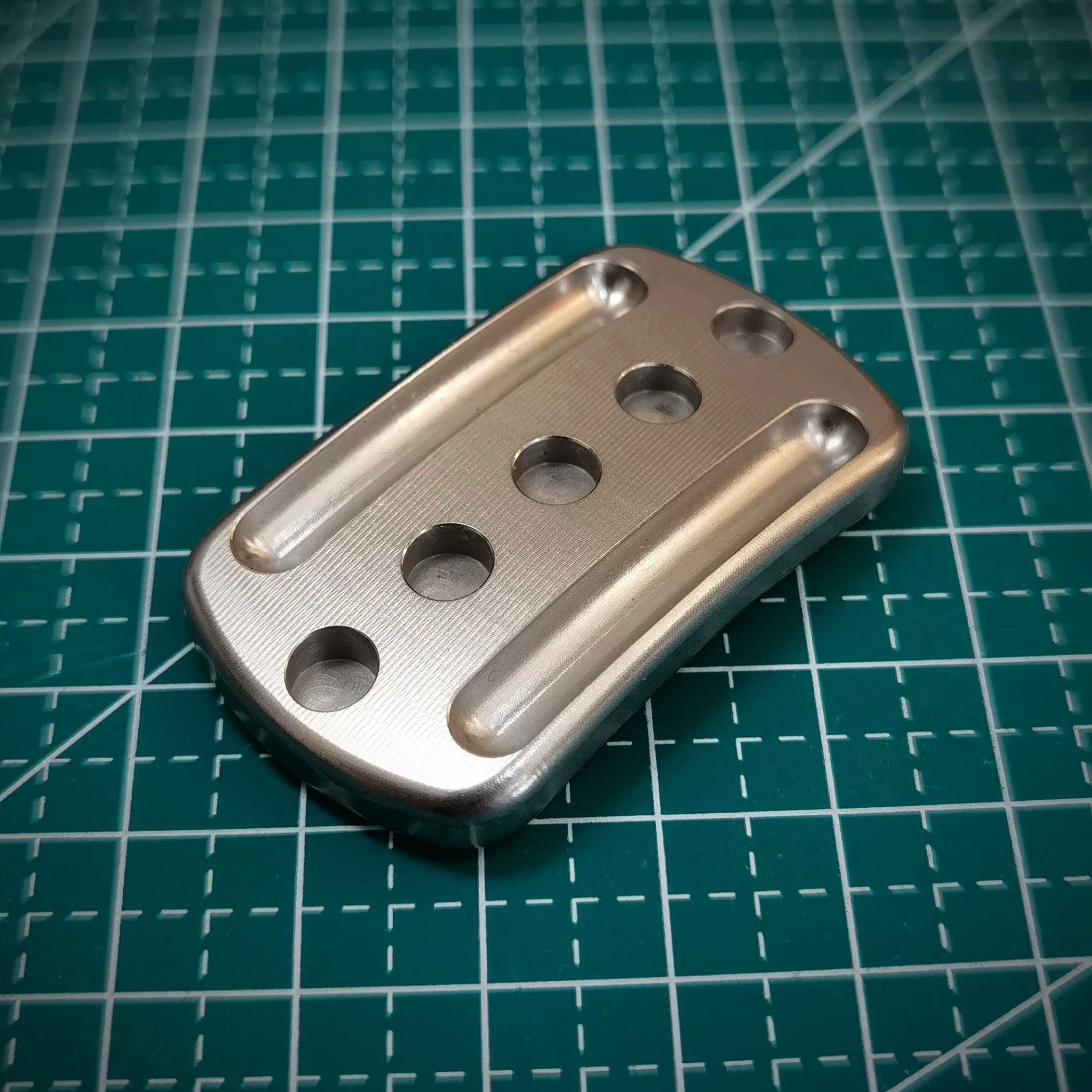 AC EDCZOZO-Big white EDC
