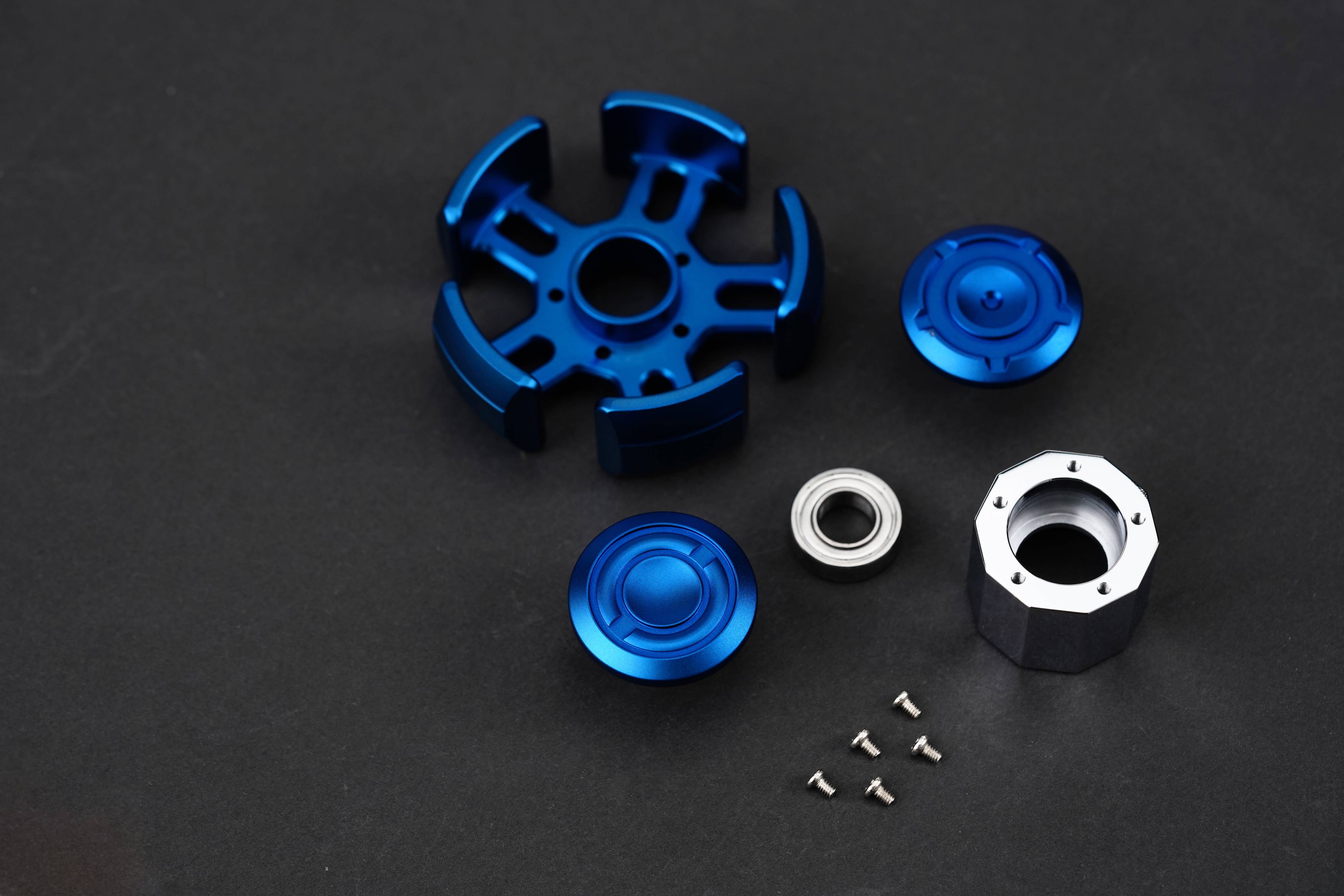 Animate spinner-Big white EDC