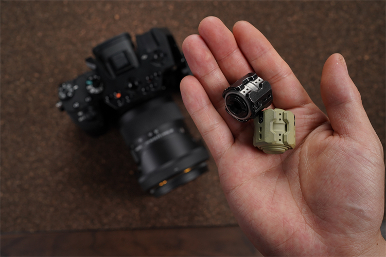 Sonic Mecha-Big white EDC