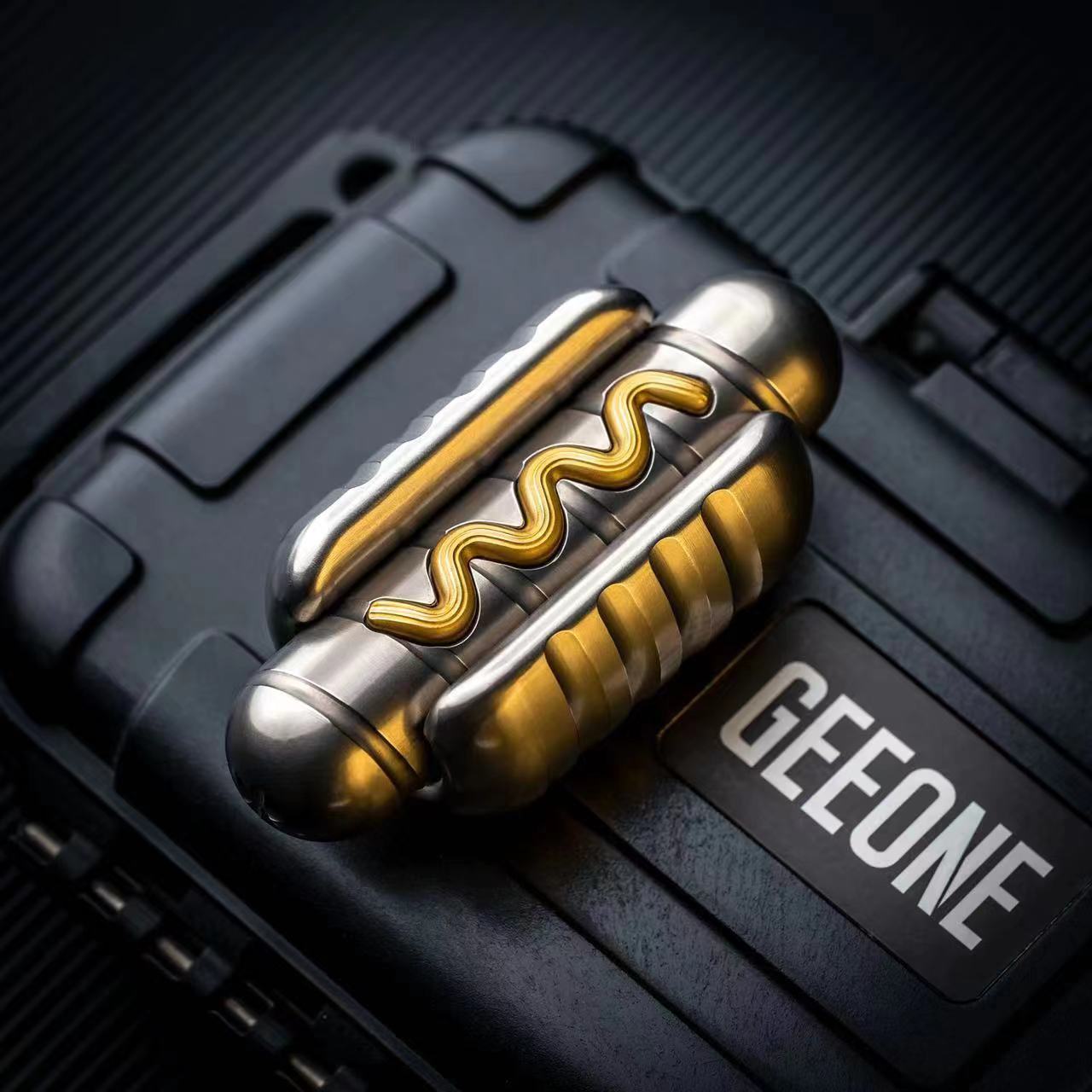 hot dog-Big white EDC