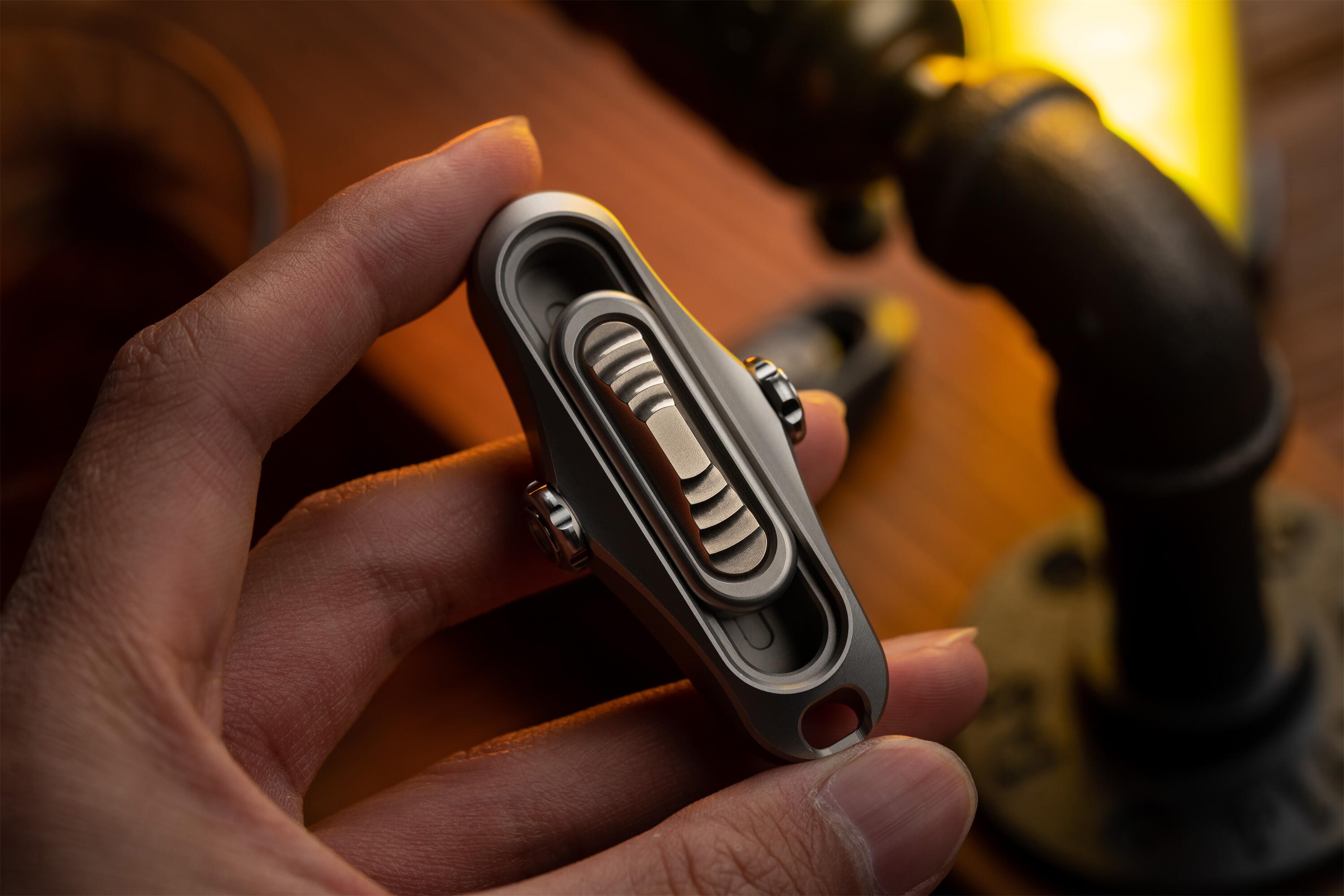 TRAPBOY-Big white EDC