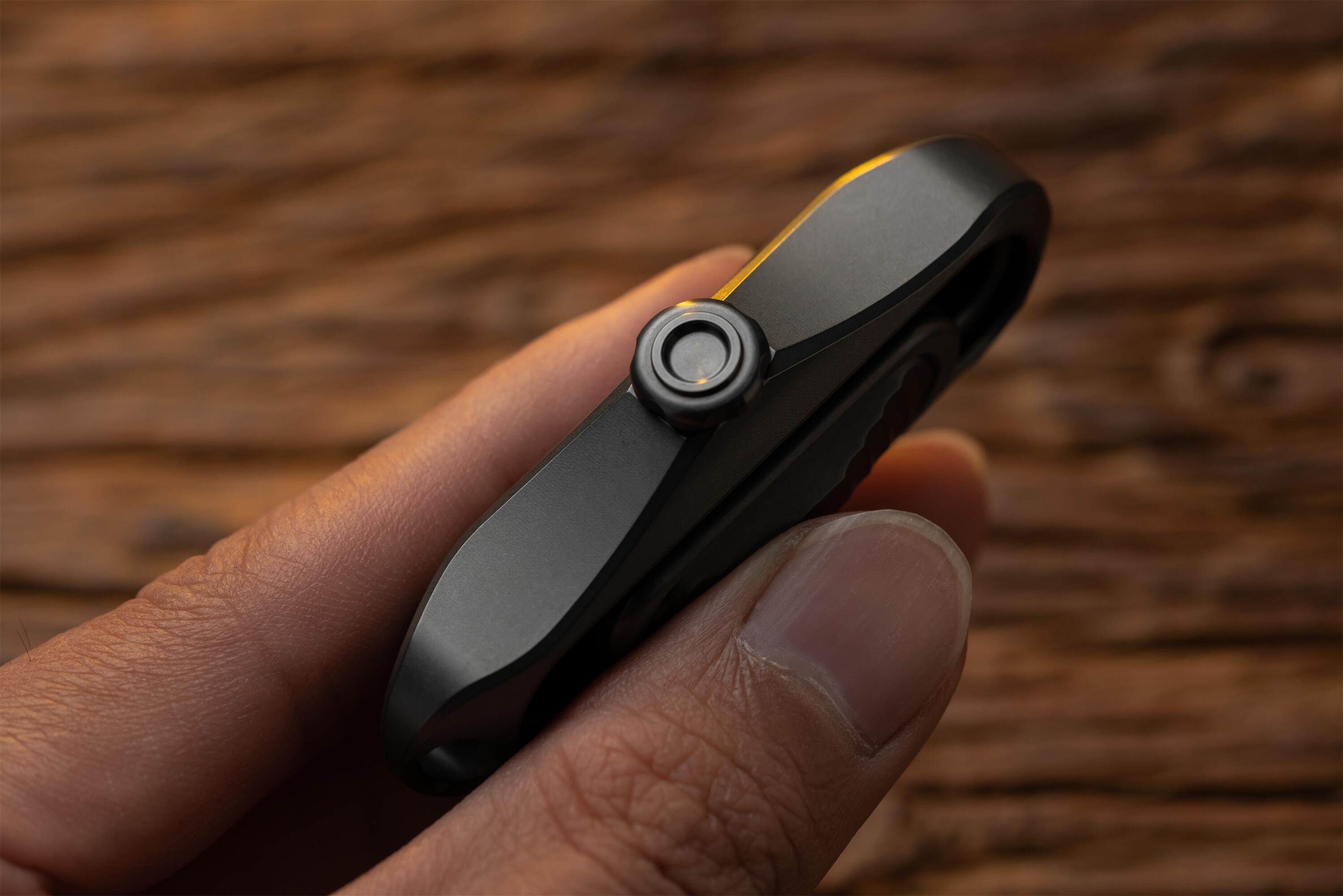 TRAPBOY-Big white EDC