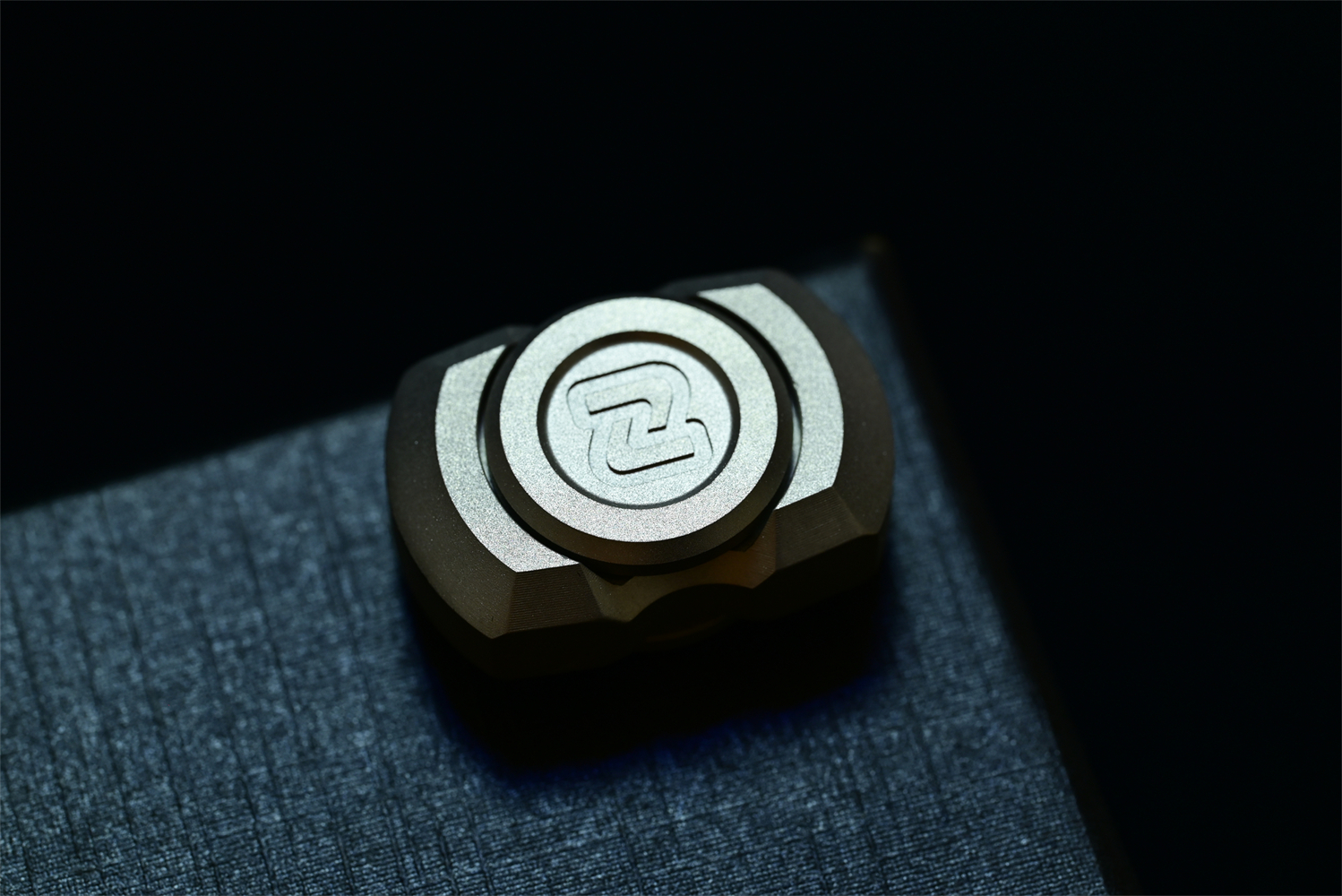 magic block-Big white EDC