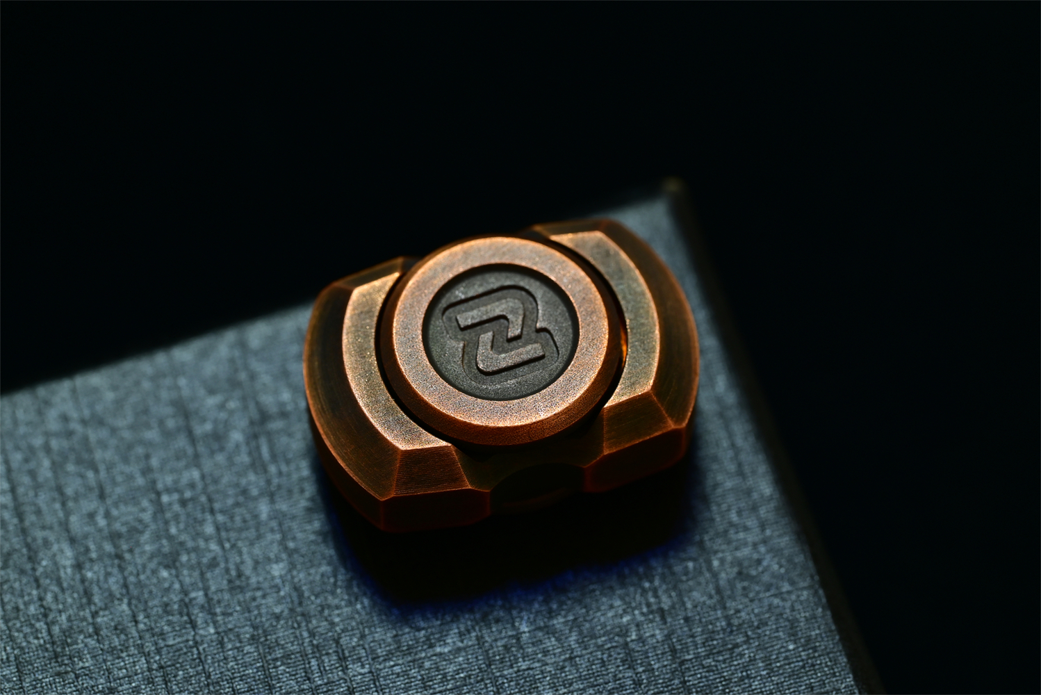 magic block-Big white EDC