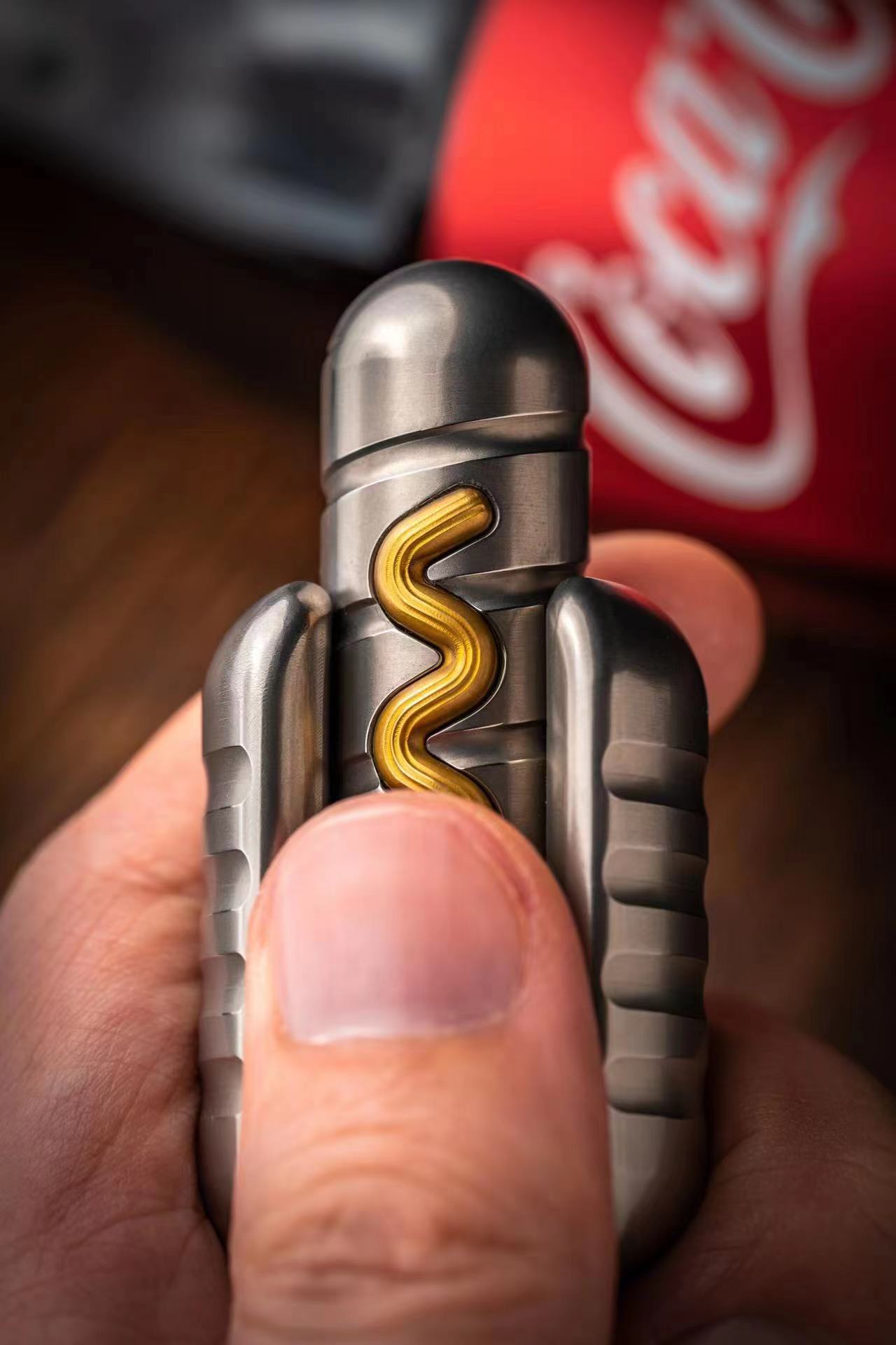 hot dog-Big white EDC