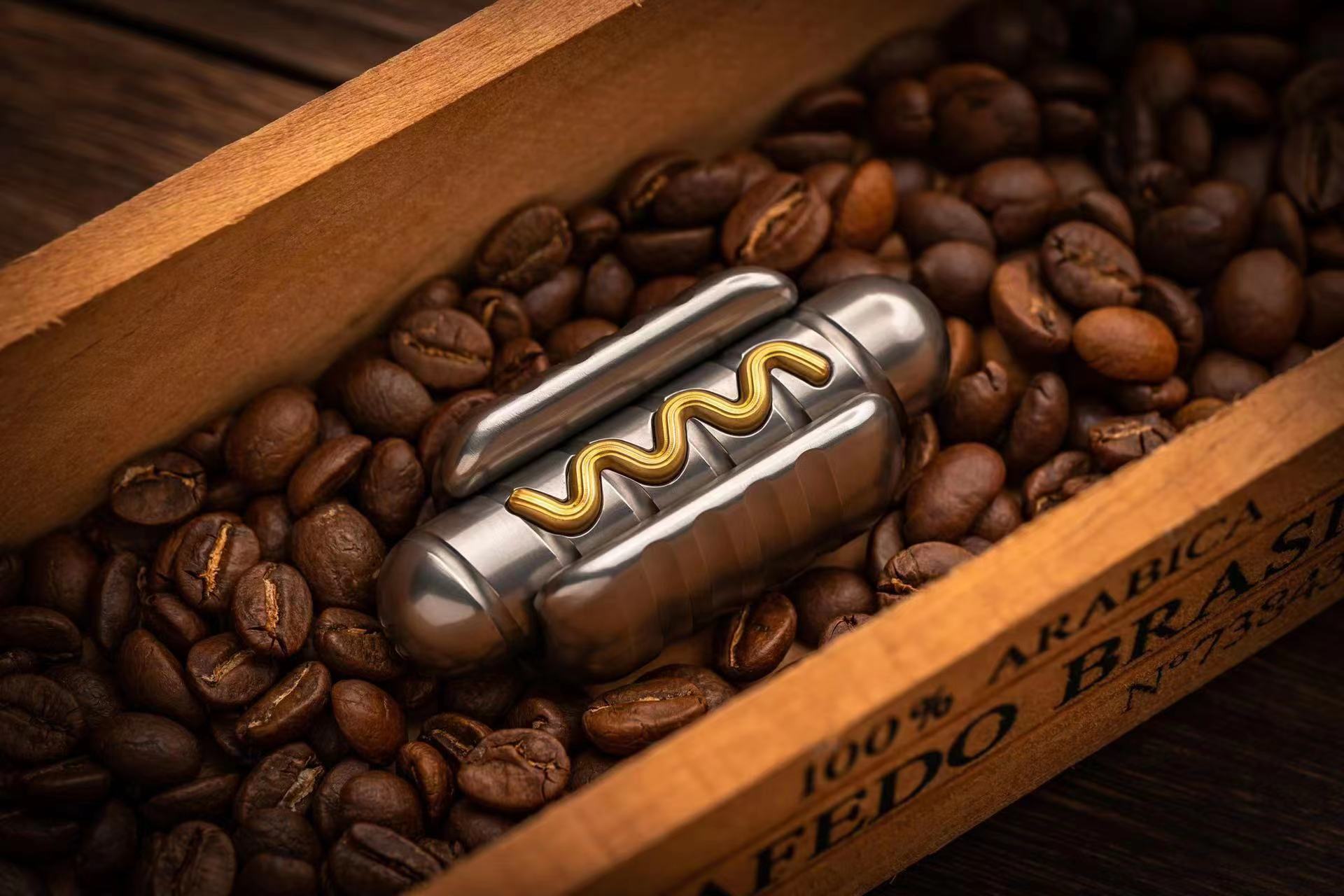 hot dog-Big white EDC