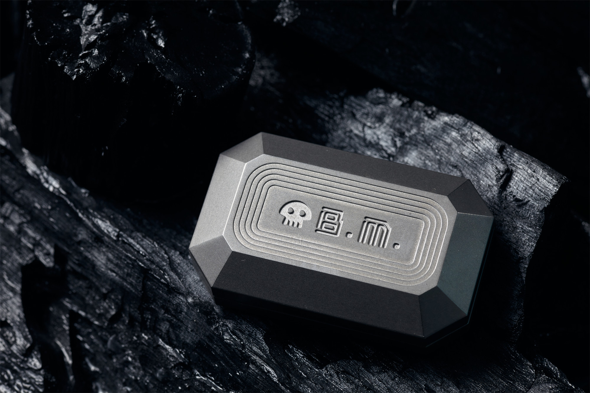 Death Crystal-Big white EDC