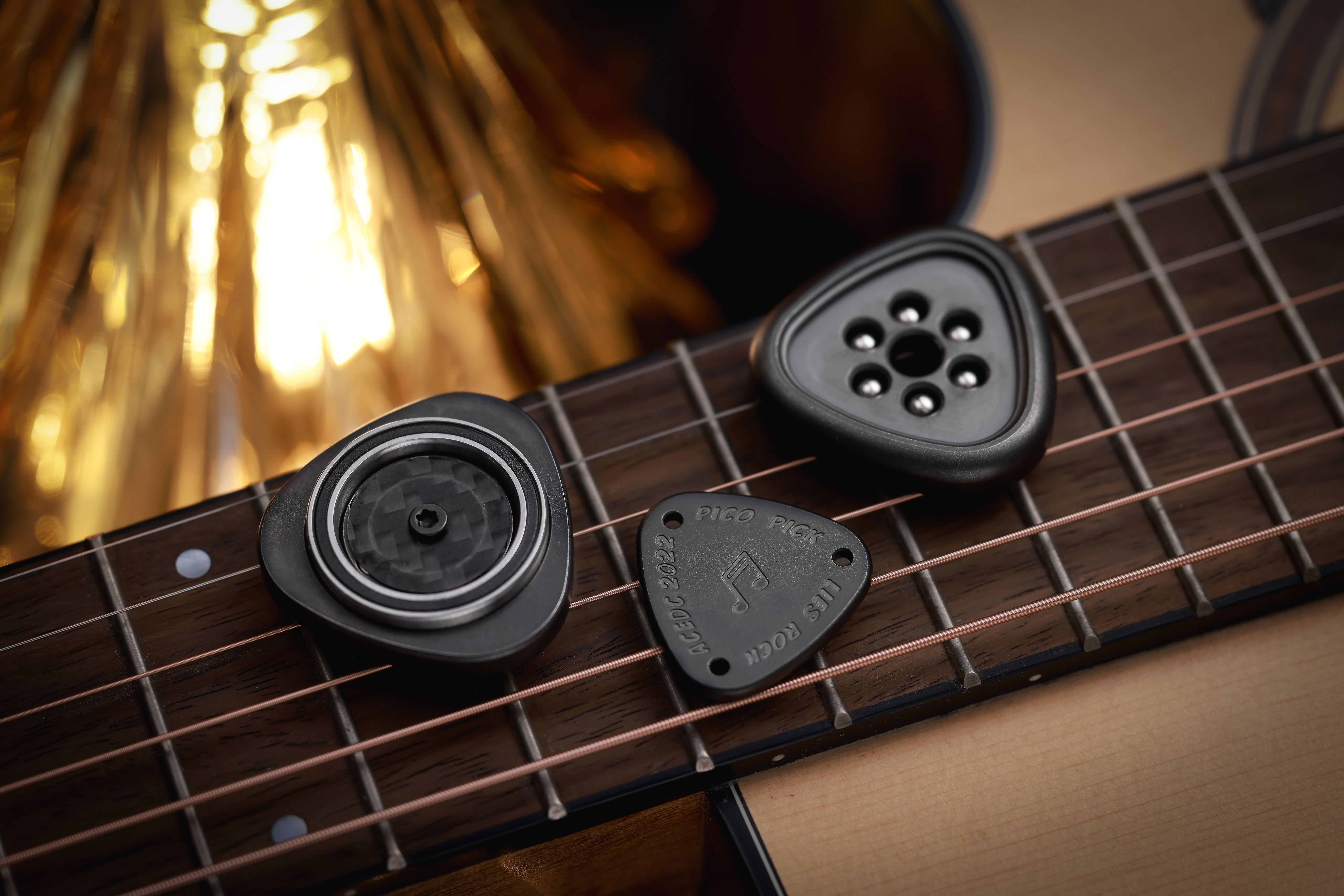 Pico Pick-Big white EDC