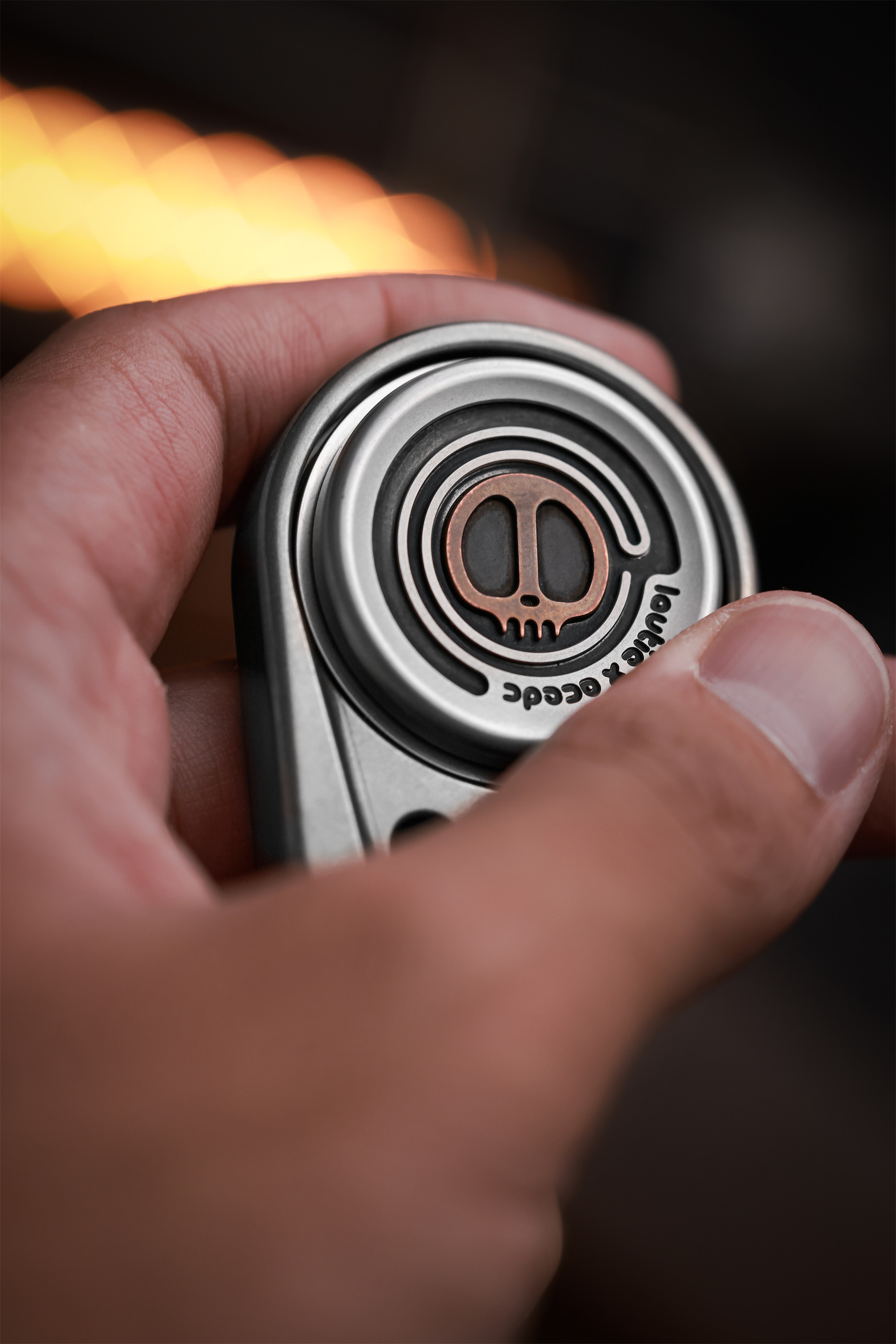 magician-Big white EDC