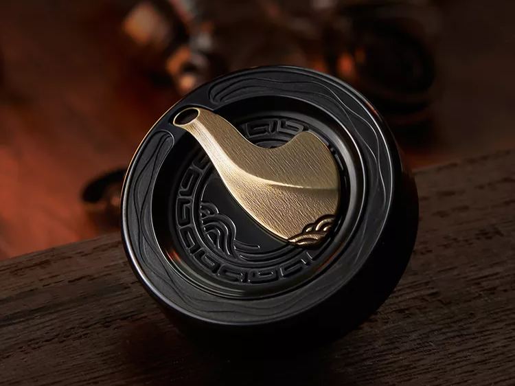 Milk Cap-Ho Chi-Big white EDC