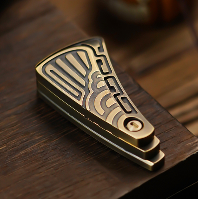 Peacock Feather-Big white EDC