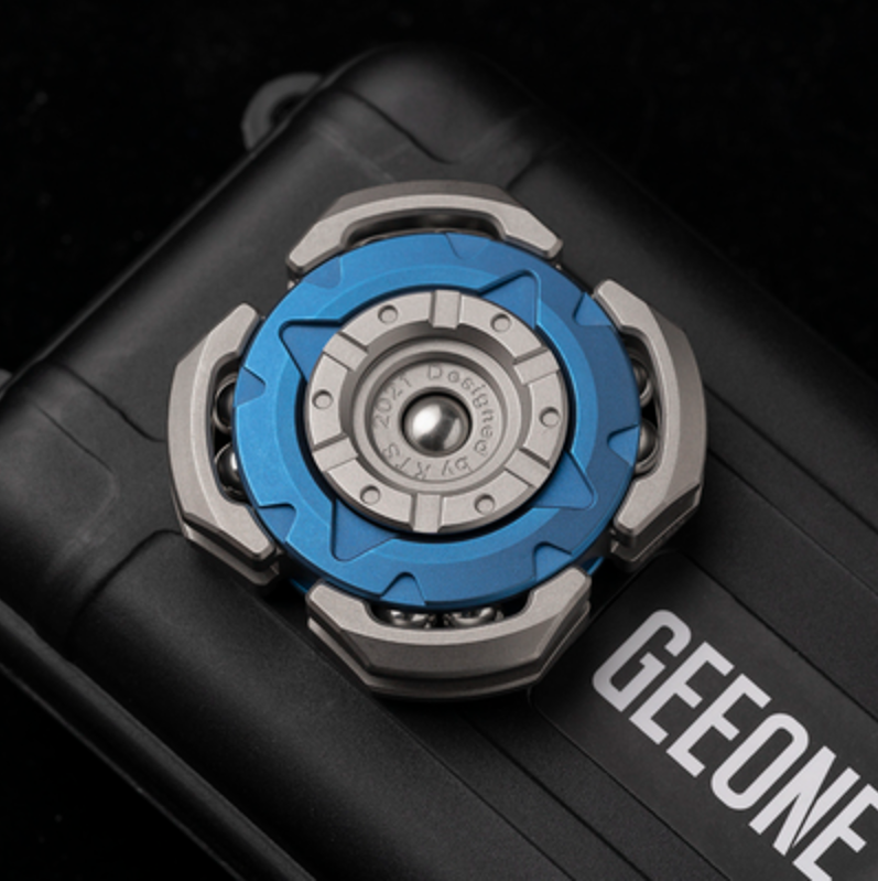 Four Gladiators-Big white EDC