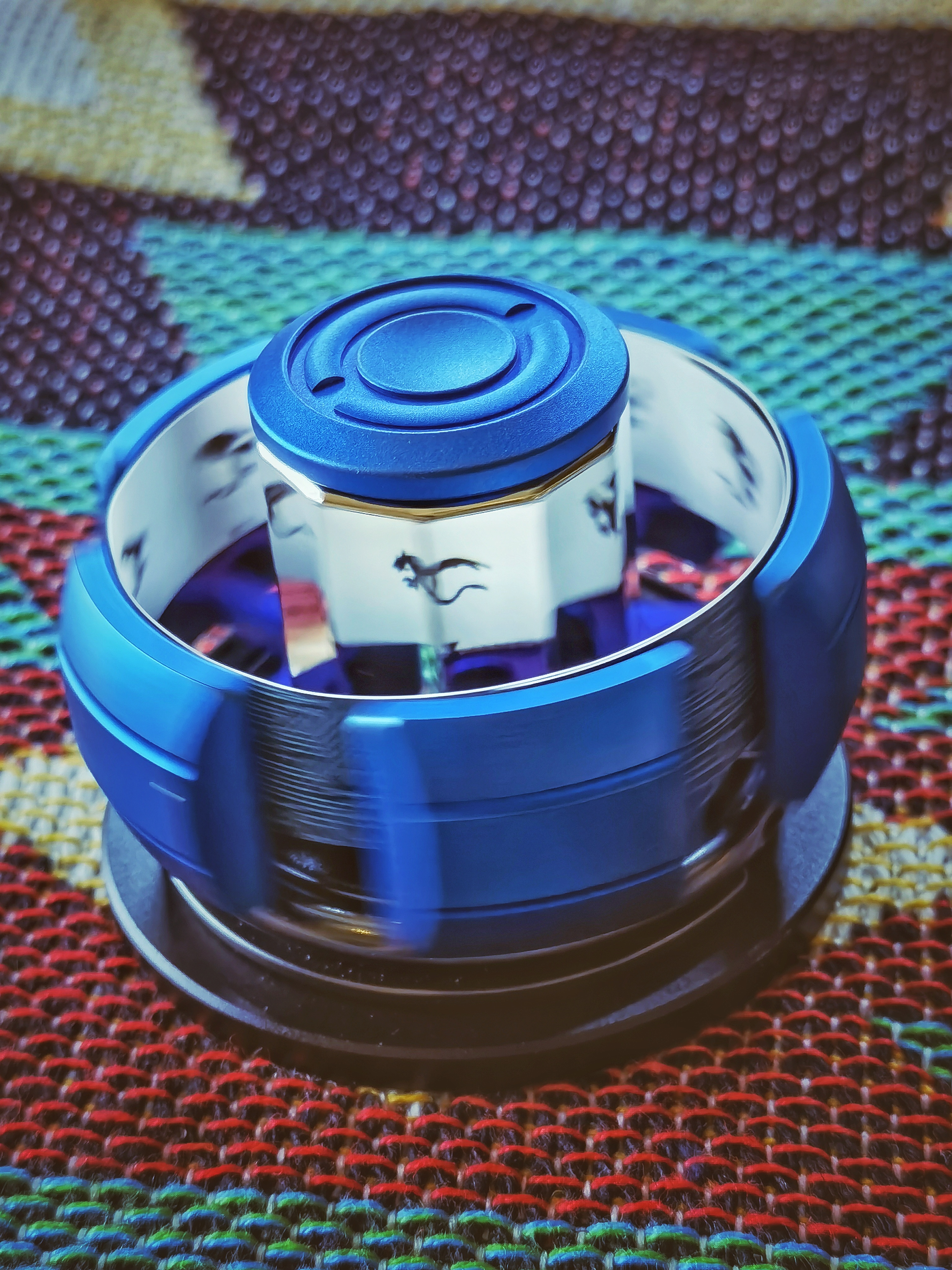 Animate spinner-Big white EDC