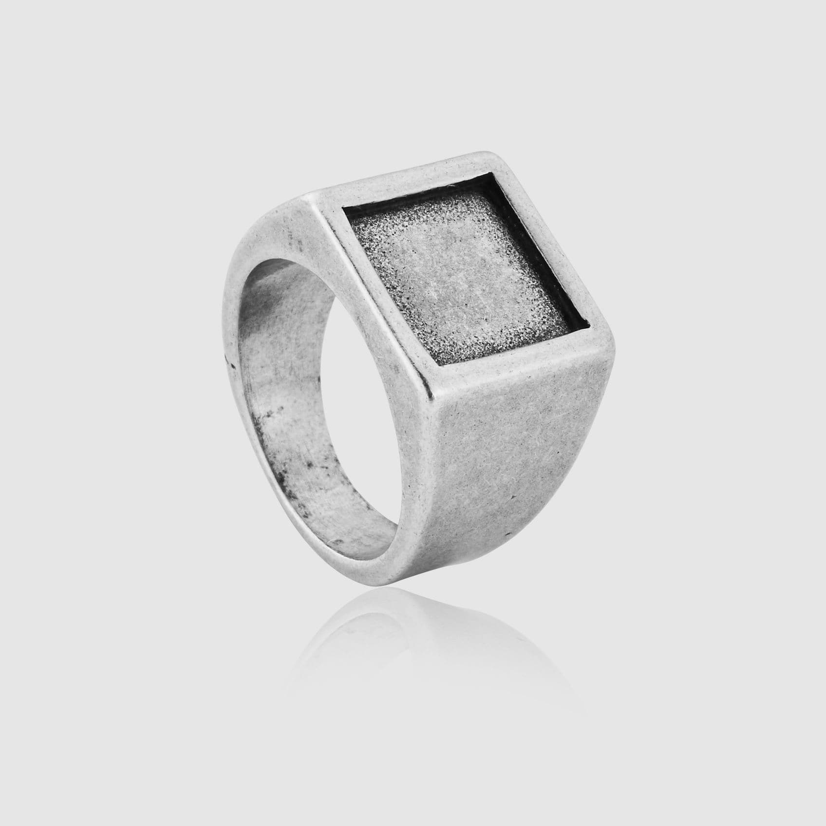 Silver LANURA Ring