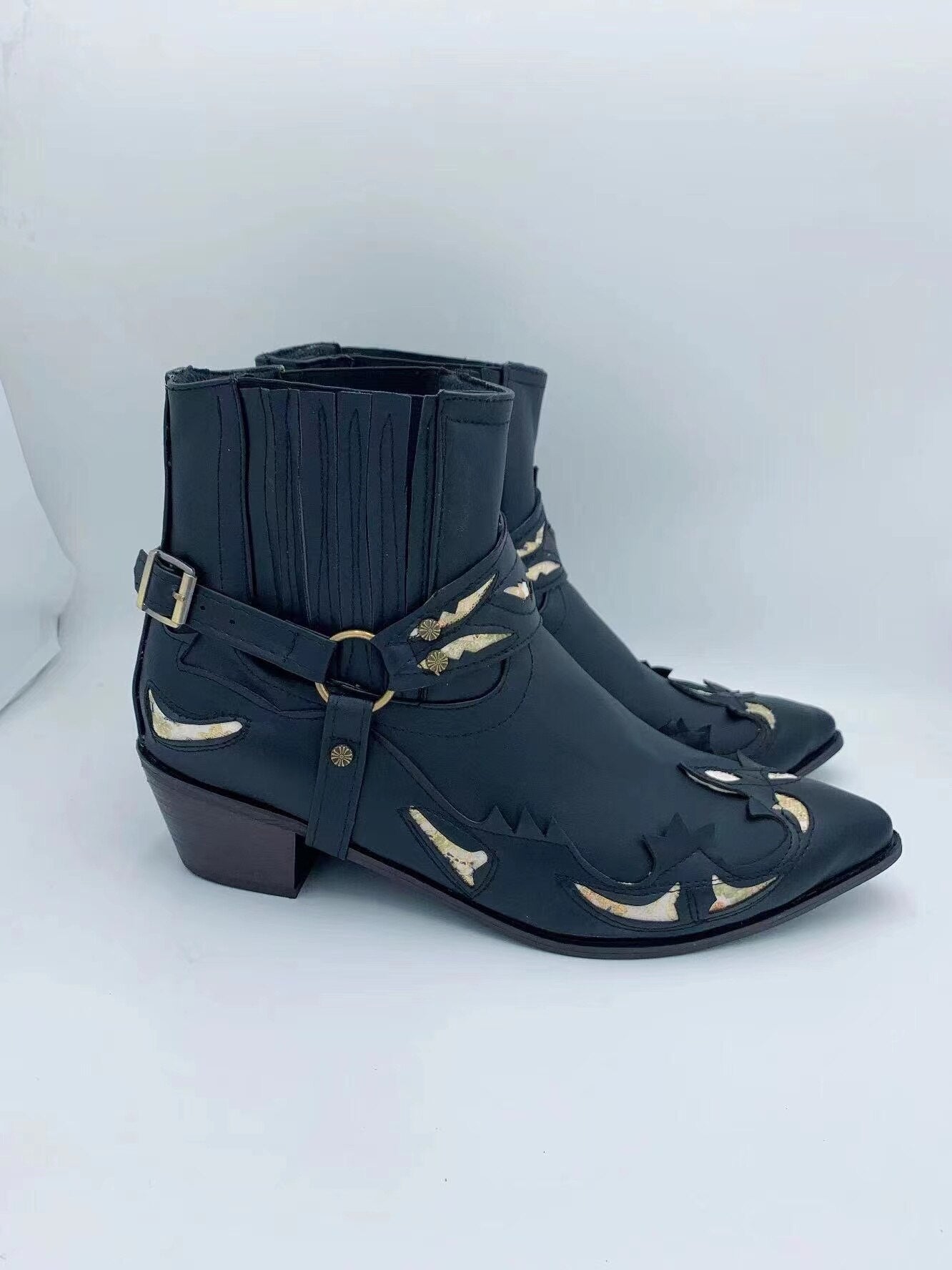 2022 Men's Vintage Cowboy Boots Leather High Top Chain Buckle Strap Punk Shoes Pointed Toe Biker Boots Men's Fashion