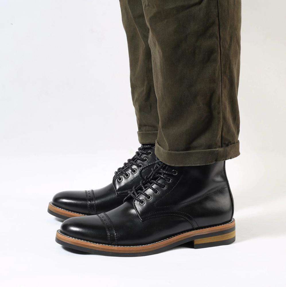 OEM Good Quality Black Mens Shoes Cow Leather Laceup Boot Martin Boots for Men