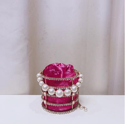 Luxury Diamond Metal Bucket Pearl Handle Women Party Clutch Purses and Handbags Hollow Designer Bag Wedding Chain Shoulder Bag