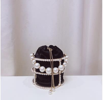 Luxury Diamond Metal Bucket Pearl Handle Women Party Clutch Purses and Handbags Hollow Designer Bag Wedding Chain Shoulder Bag