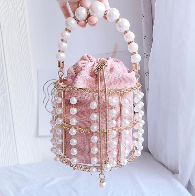 Luxury Diamond Metal Bucket Pearl Handle Women Party Clutch Purses and Handbags Hollow Designer Bag Wedding Chain Shoulder Bag