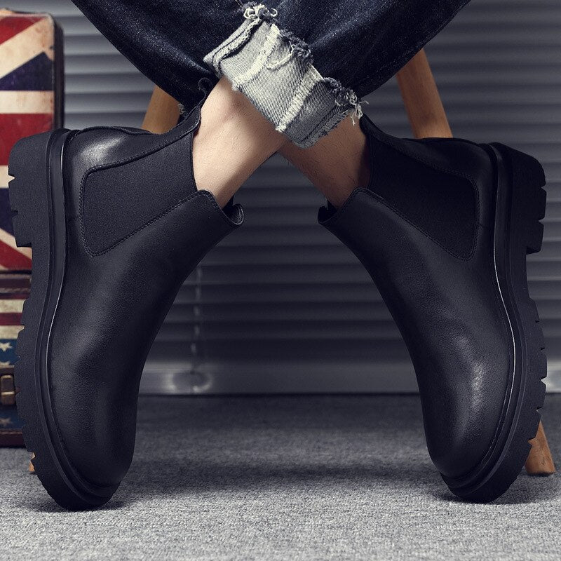 Men  Boots Non-slip Tooling Boots Unisex Motorcycle Boots Plus Size Leather High Top Shoes Waterproof Plus Size Footwear