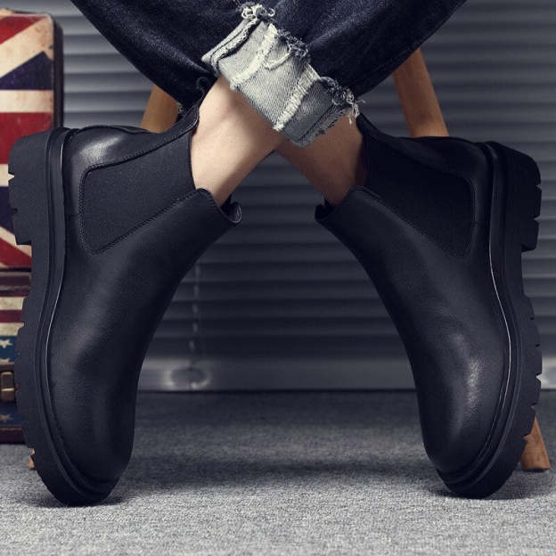 Men  Boots Non-slip Tooling Boots Unisex Motorcycle Boots Plus Size Leather High Top Shoes Waterproof Plus Size Footwear