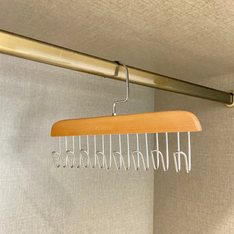 Multifunctional non-slip storage hangers