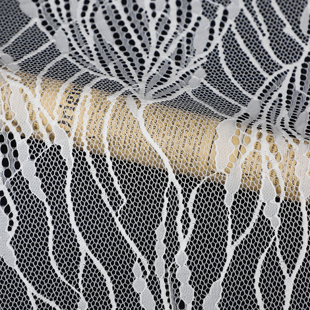 Yanzi off-white French chantilly eyelash lace fabric (59-673）