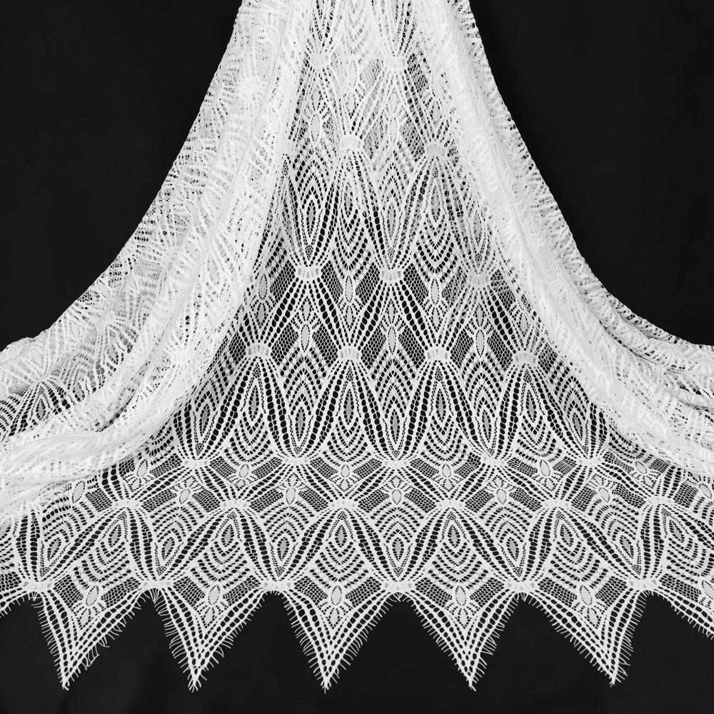 Yanzi off-white French chantilly eyelash lace fabric (59-660）