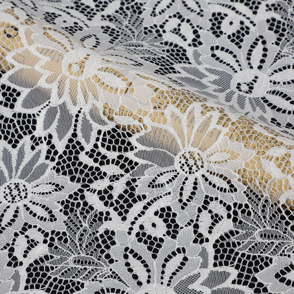 Yanzi off-white French chantilly eyelash lace fabric (59-679）