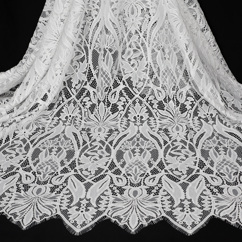 Yanzi off-white French chantilly eyelash lace fabric (59-664）