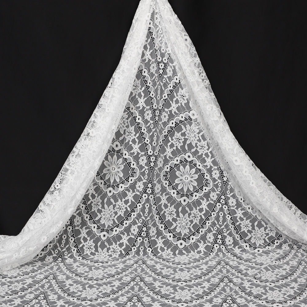 Yanzi off-white French chantilly eyelash lace fabric (59-666）